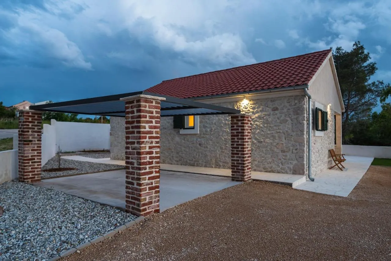 Holiday Home Figurica Novigrad