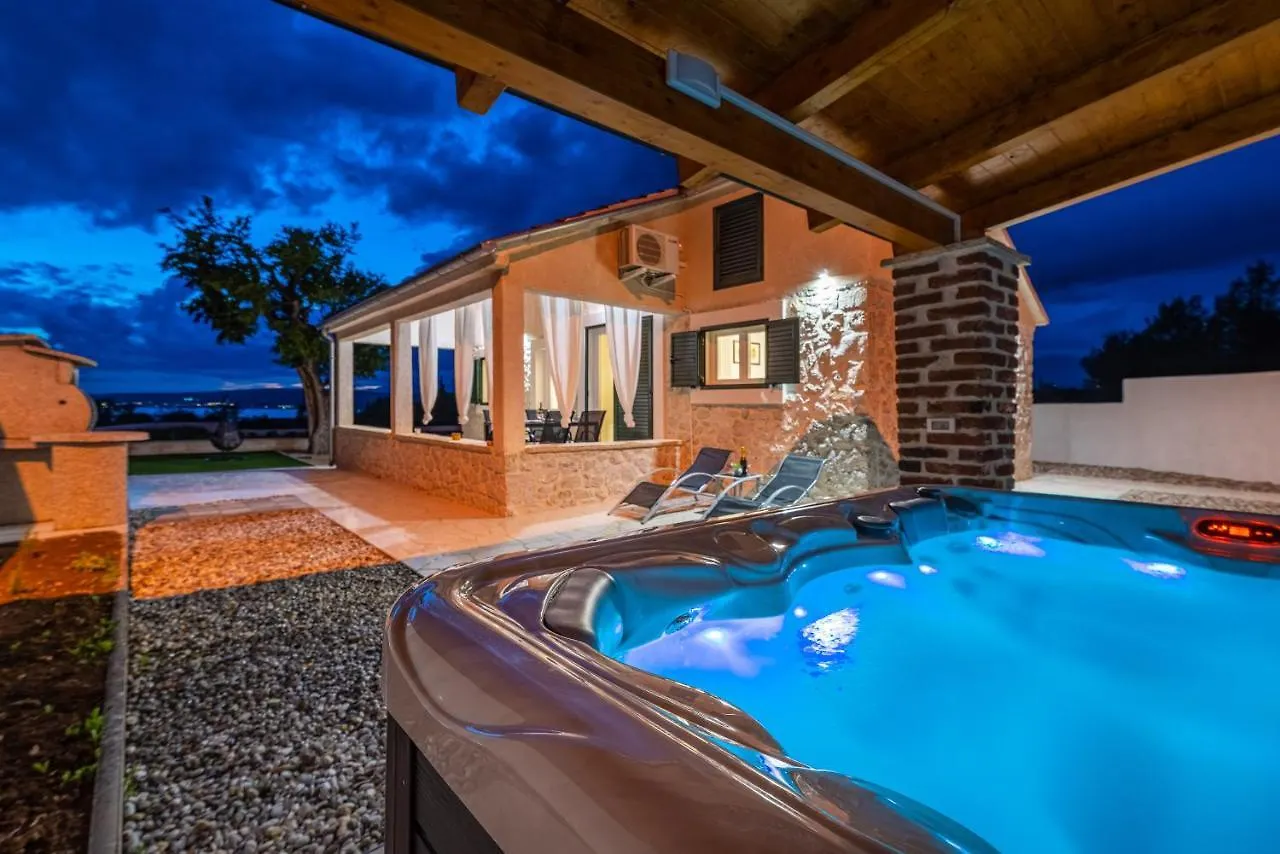 Holiday Home Figurica Novigrad