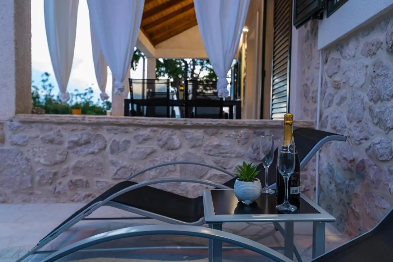 Holiday Home Figurica Novigrad