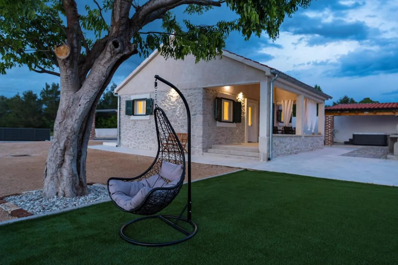 Holiday Home Figurica Novigrad