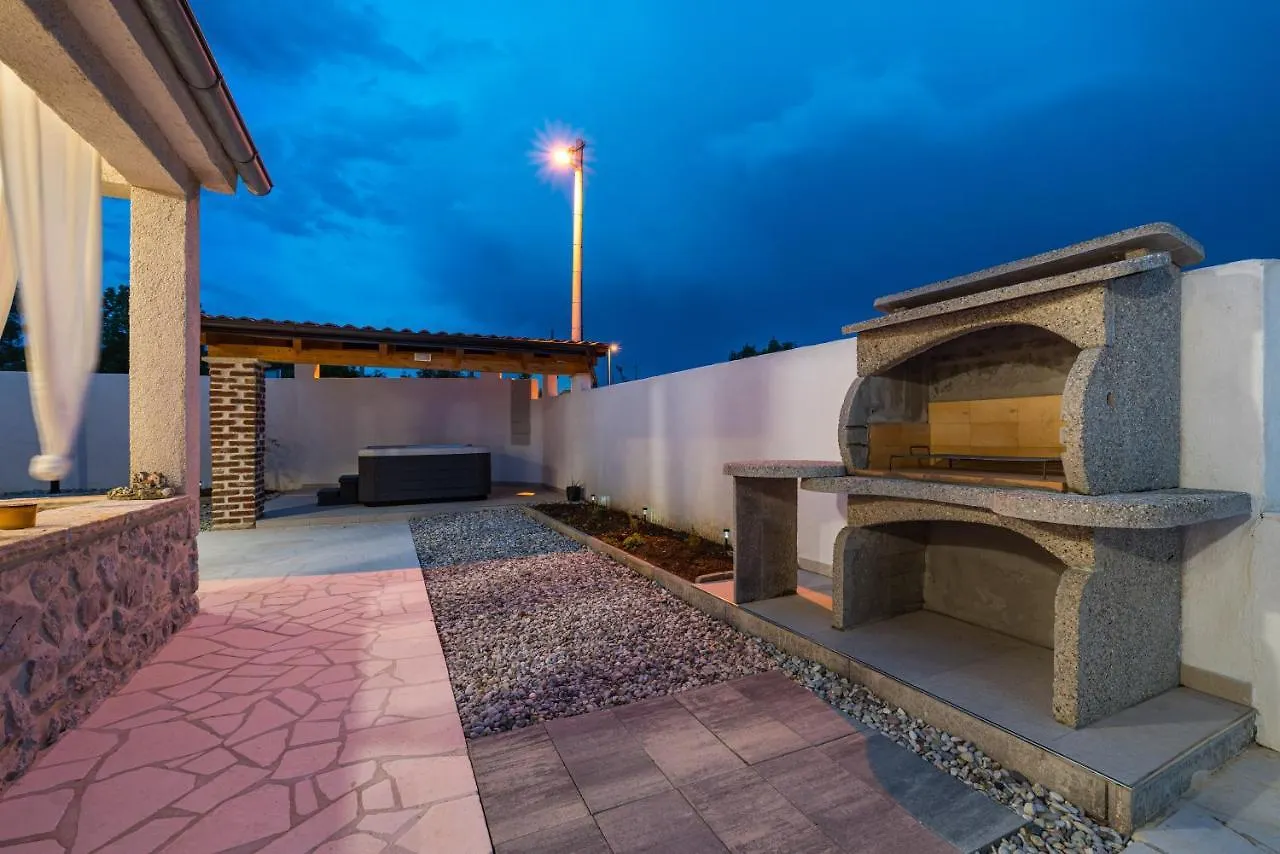 Holiday Home Figurica Novigrad