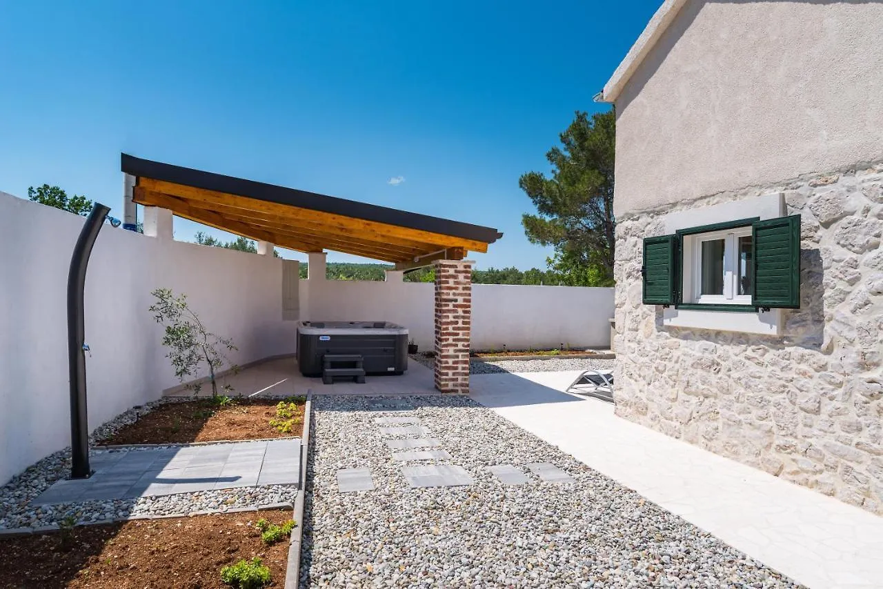 Holiday Home Figurica Novigrad