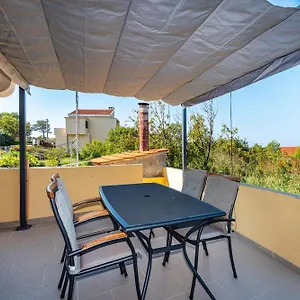 Apartment Milena, Novigrad (Dalmatia)